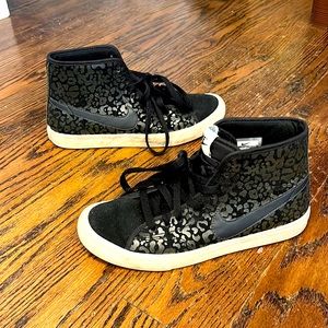 Like New Animal Print Womens Nike Primo Court Sneaker Sz 7